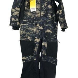 Kona men’s XL Camouflage Snow Suit US ONLY